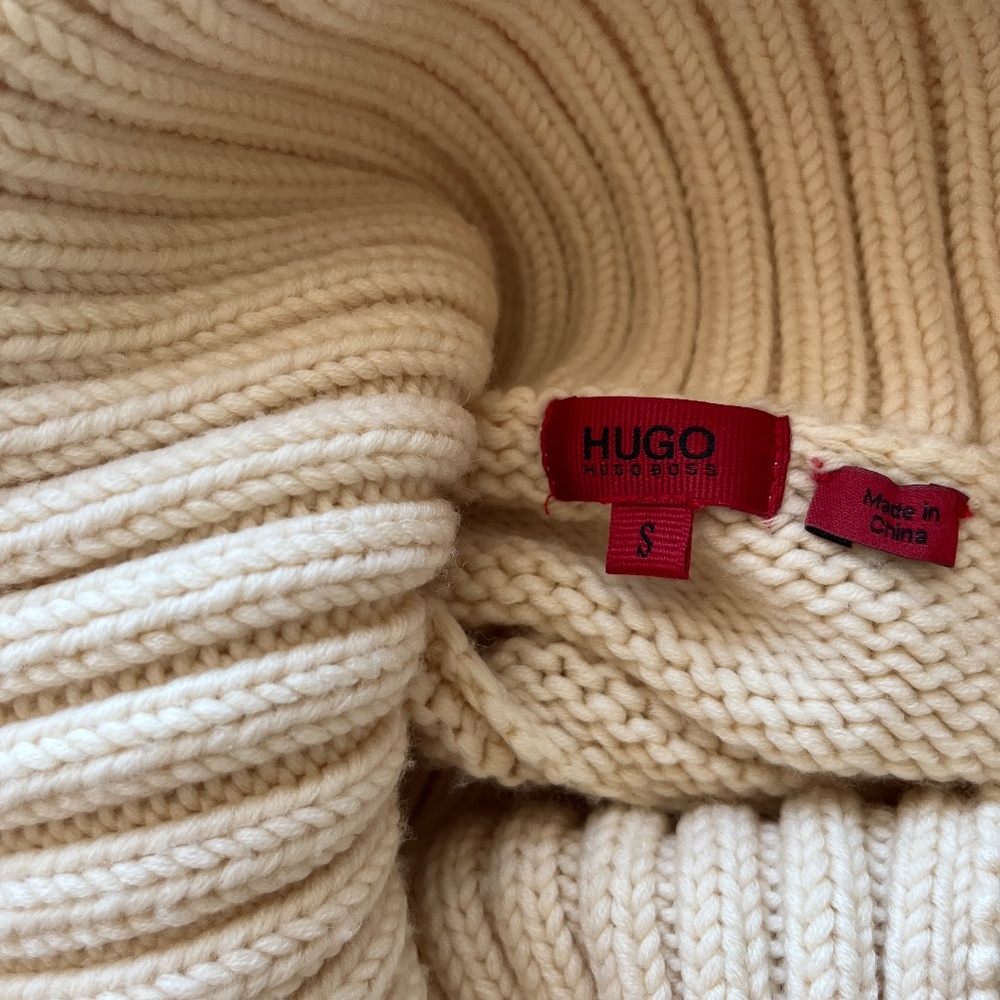 Hugo Boss Sweater - Picture 2 of 5